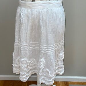 Studio West Apparel White Medium Skirt